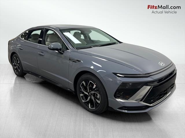 new 2025 Hyundai Sonata car, priced at $27,432