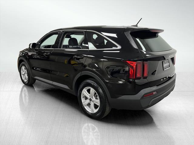 used 2022 Kia Sorento car, priced at $18,895