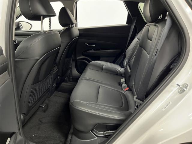 new 2025 Hyundai TUCSON Hybrid car, priced at $41,452