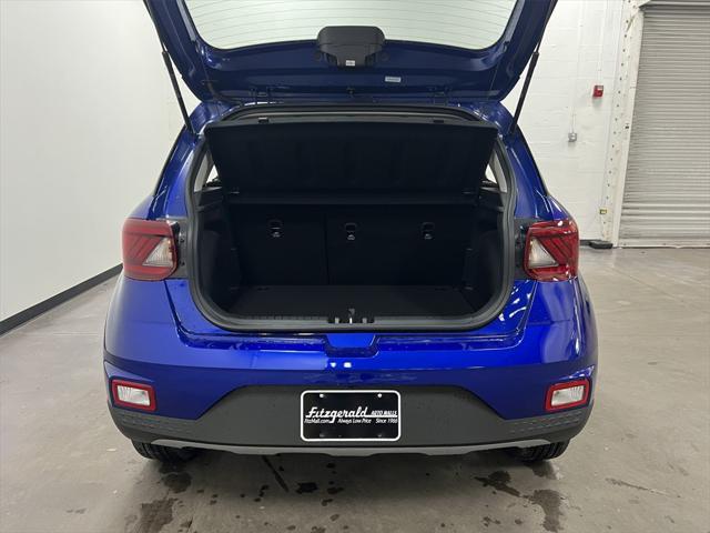 new 2025 Hyundai Venue car, priced at $24,016