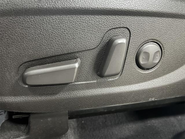 used 2020 Hyundai Santa Fe car, priced at $17,995