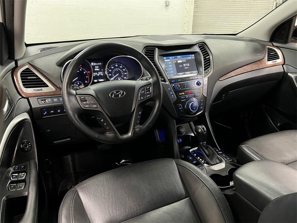 used 2019 Hyundai Santa Fe XL car, priced at $19,095