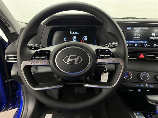 new 2025 Hyundai Elantra car, priced at $22,039