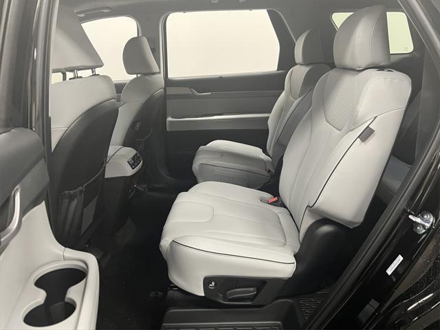 new 2025 Hyundai Palisade car, priced at $44,115