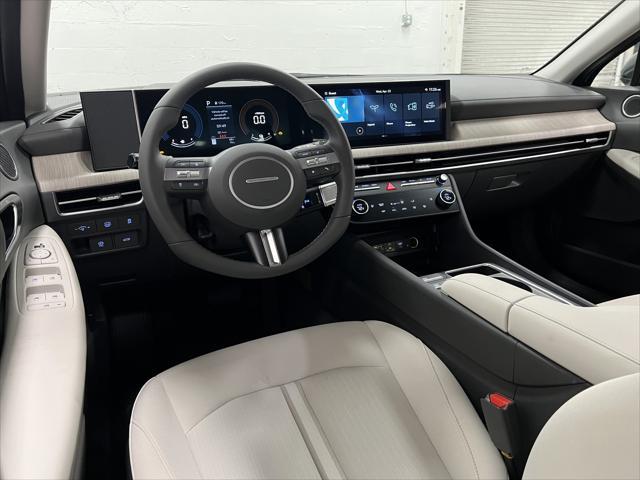 new 2025 Hyundai Sonata Hybrid car, priced at $30,984