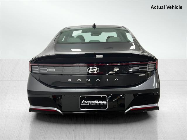 new 2025 Hyundai Sonata Hybrid car, priced at $30,984