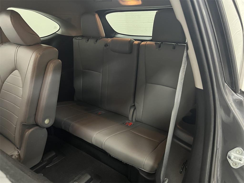used 2023 Toyota Highlander car, priced at $32,195