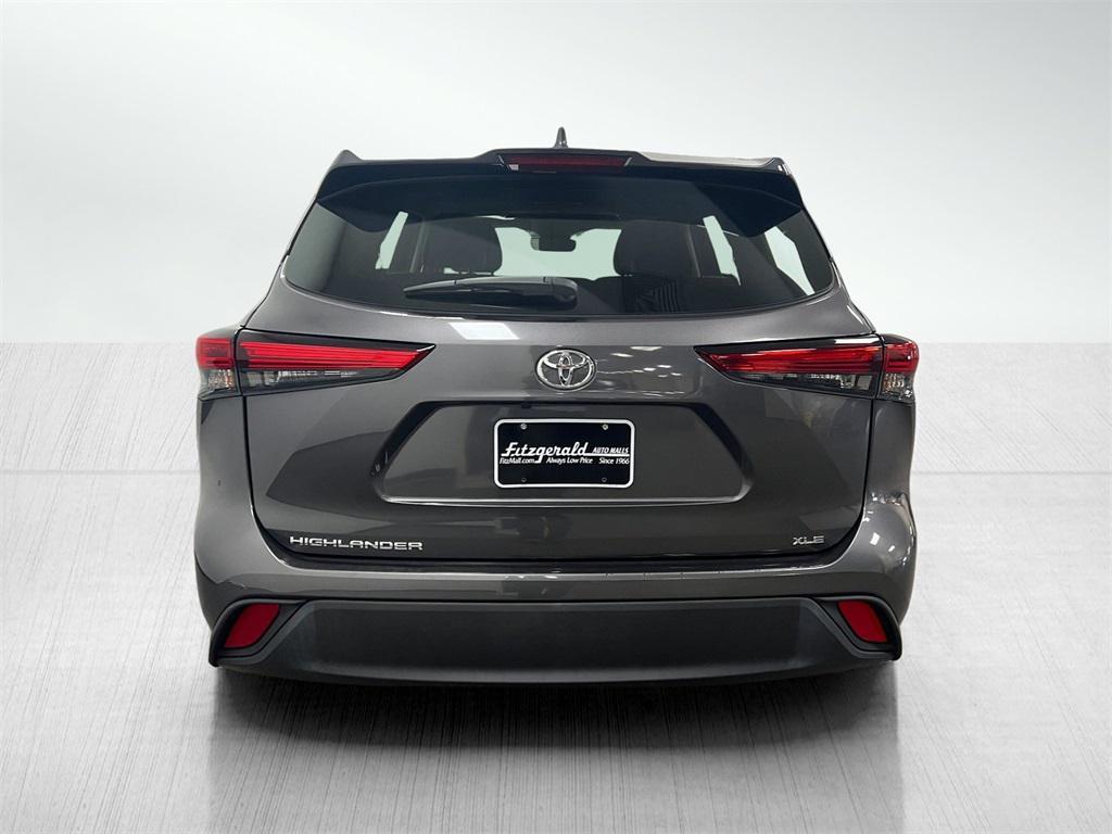 used 2023 Toyota Highlander car, priced at $32,195