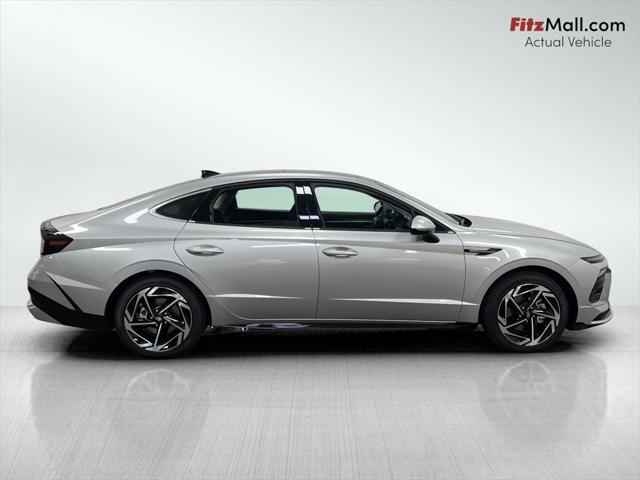 new 2025 Hyundai Sonata car, priced at $30,273