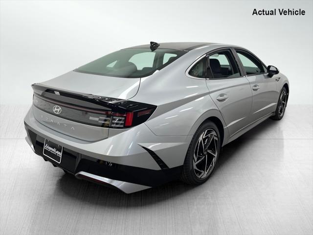 new 2025 Hyundai Sonata car, priced at $30,273