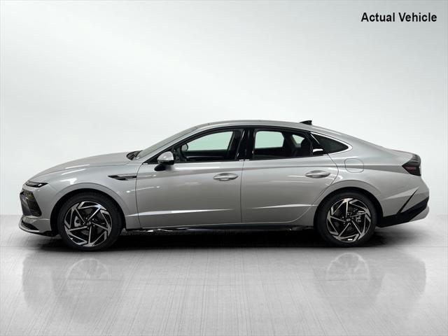 new 2025 Hyundai Sonata car, priced at $30,273
