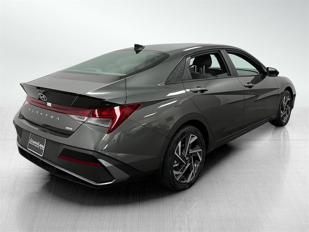 new 2025 Hyundai ELANTRA HEV car, priced at $26,005