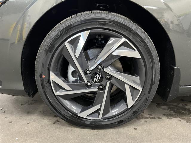 new 2025 Hyundai Elantra car, priced at $26,255