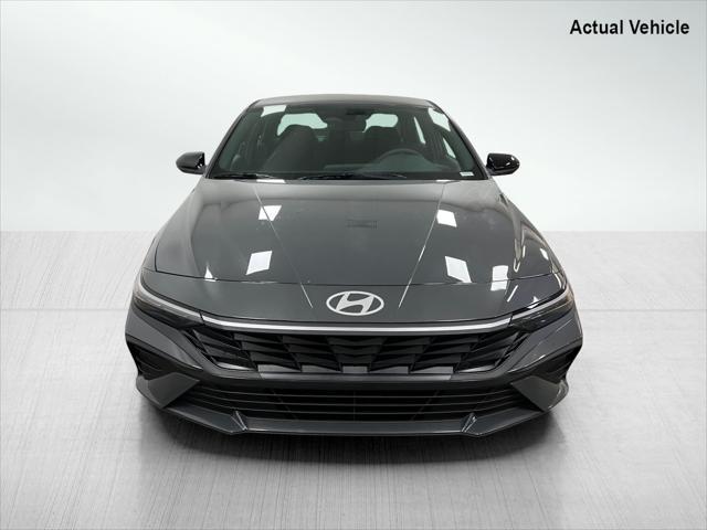 new 2025 Hyundai Elantra car, priced at $21,884