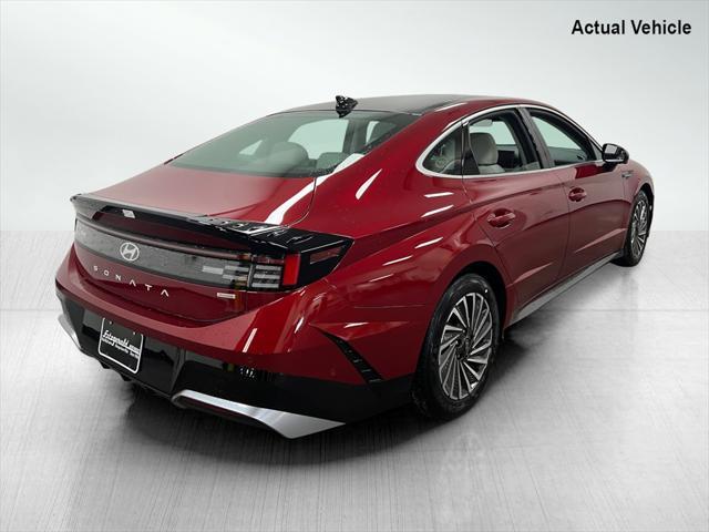 new 2025 Hyundai Sonata Hybrid car, priced at $37,441