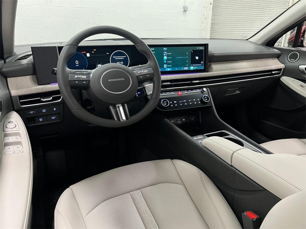 new 2025 Hyundai Sonata Hybrid car, priced at $36,941
