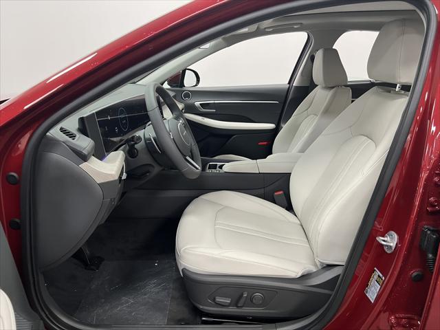new 2025 Hyundai Sonata Hybrid car, priced at $38,191
