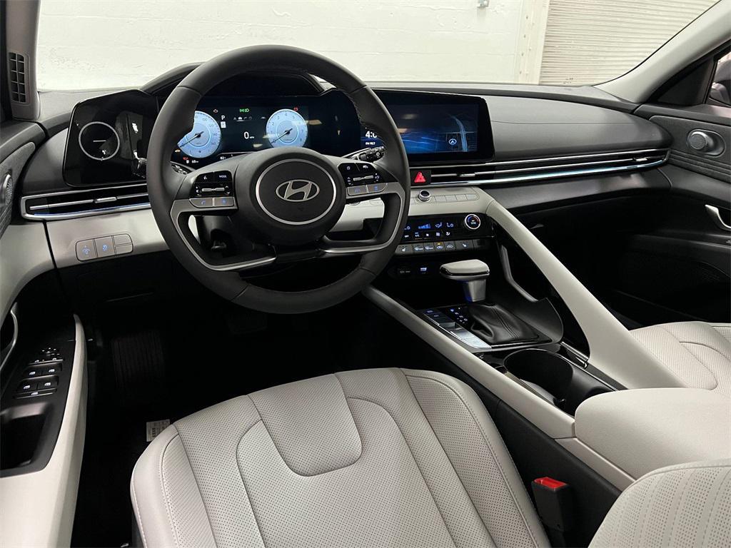 new 2025 Hyundai Elantra car, priced at $27,068