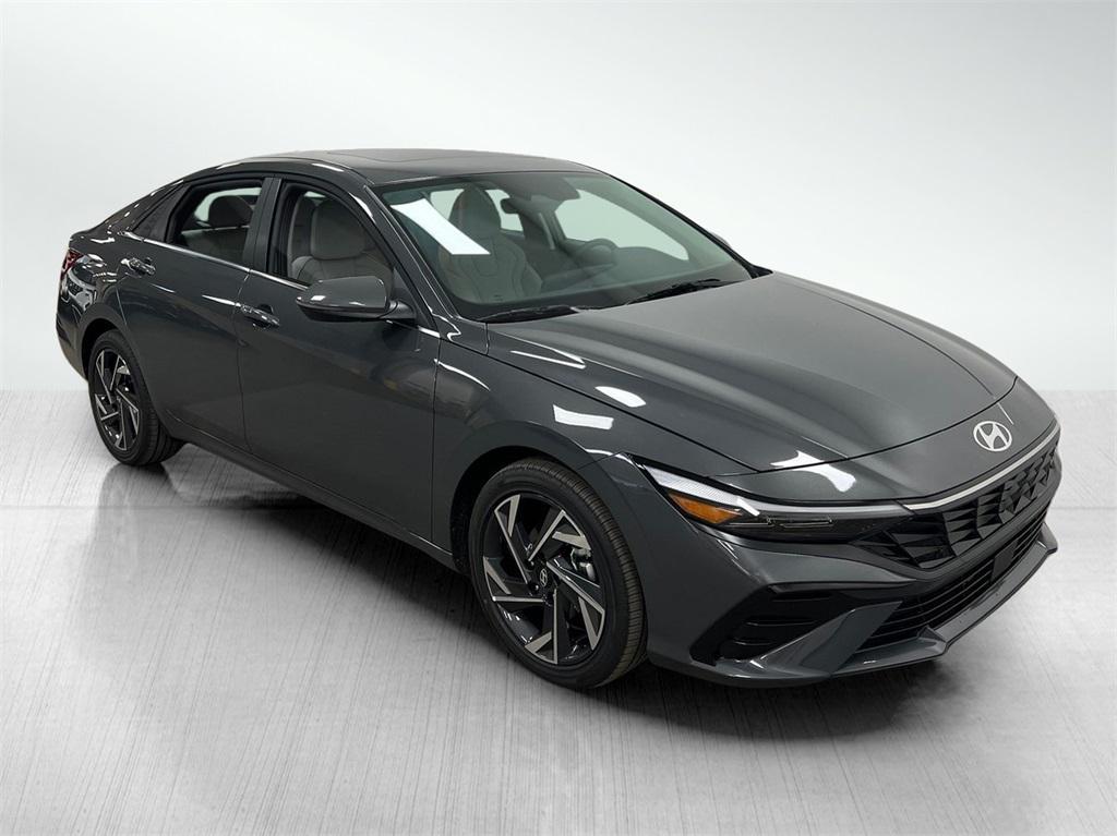 new 2025 Hyundai Elantra car, priced at $27,068