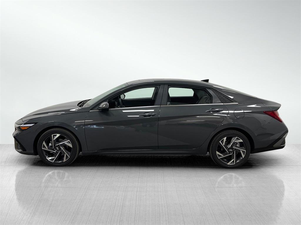 new 2025 Hyundai Elantra car, priced at $27,068