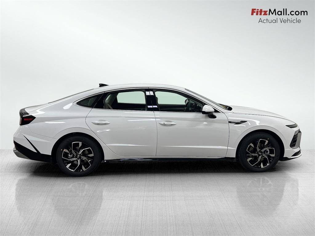 new 2025 Hyundai Sonata car, priced at $27,923