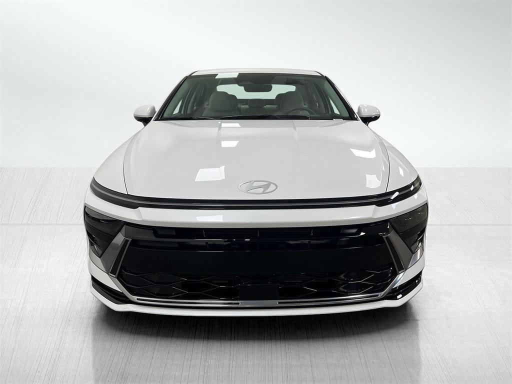 new 2025 Hyundai Sonata car, priced at $27,423