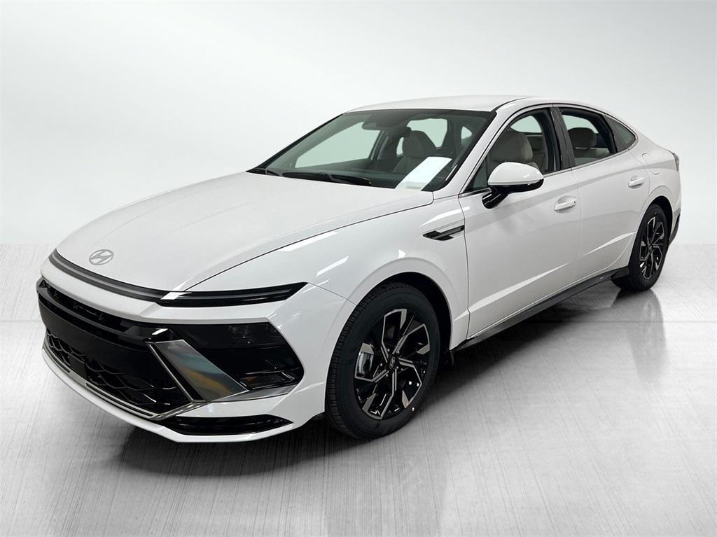 new 2025 Hyundai Sonata car, priced at $27,423