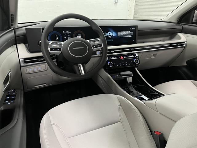 new 2025 Hyundai Tucson car, priced at $30,175