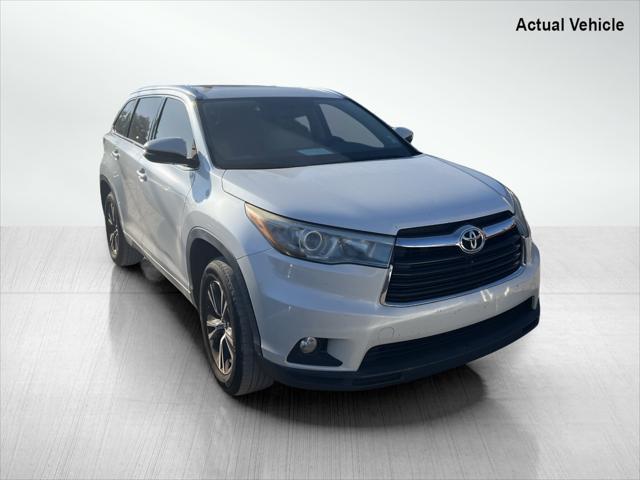 used 2016 Toyota Highlander car, priced at $19,595