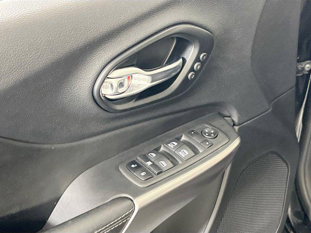 used 2022 Jeep Cherokee car, priced at $26,009