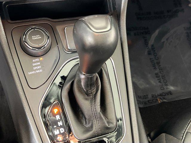 used 2022 Jeep Cherokee car, priced at $26,009