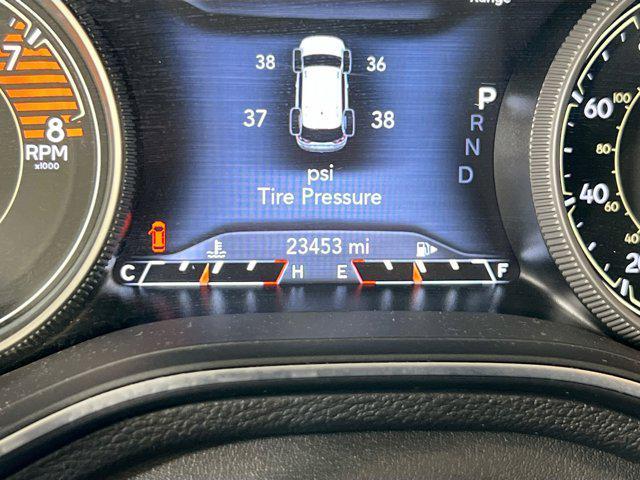 used 2022 Jeep Cherokee car, priced at $26,009