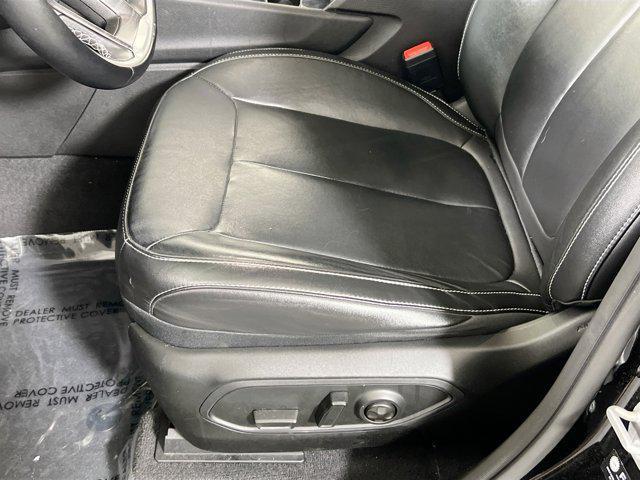 used 2022 Jeep Grand Cherokee car, priced at $35,414