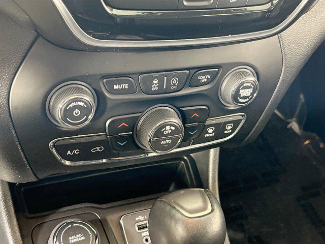 used 2022 Jeep Cherokee car, priced at $26,412