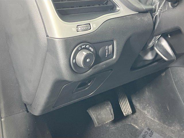 used 2022 Jeep Cherokee car, priced at $23,948