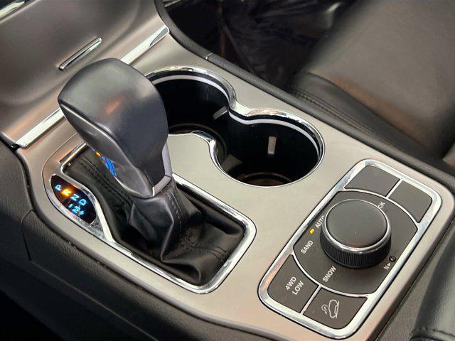 used 2022 Jeep Grand Cherokee car, priced at $27,154