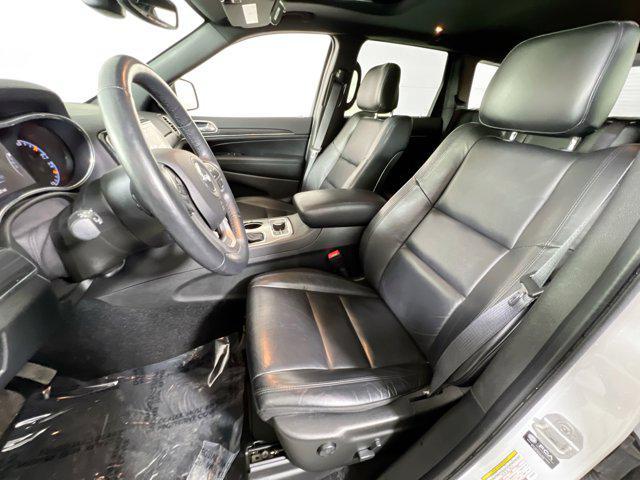 used 2022 Jeep Grand Cherokee car, priced at $27,154