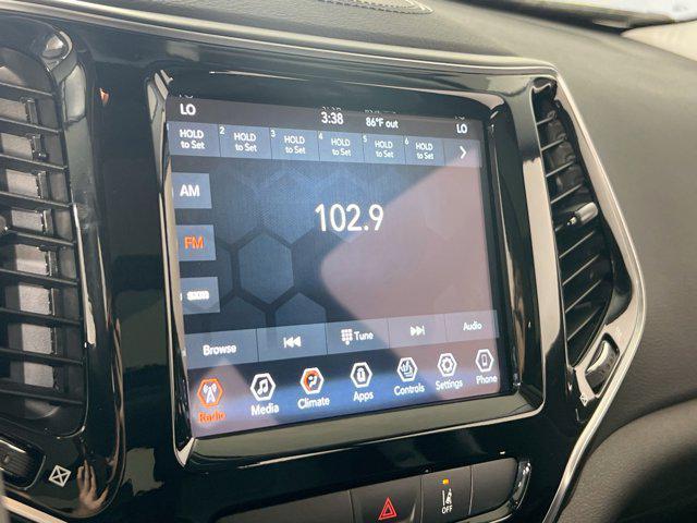 used 2022 Jeep Cherokee car, priced at $23,776