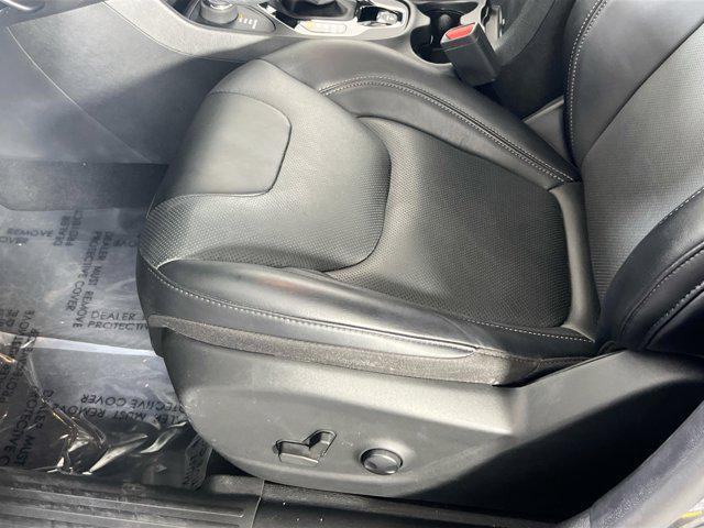 used 2022 Jeep Cherokee car, priced at $23,776