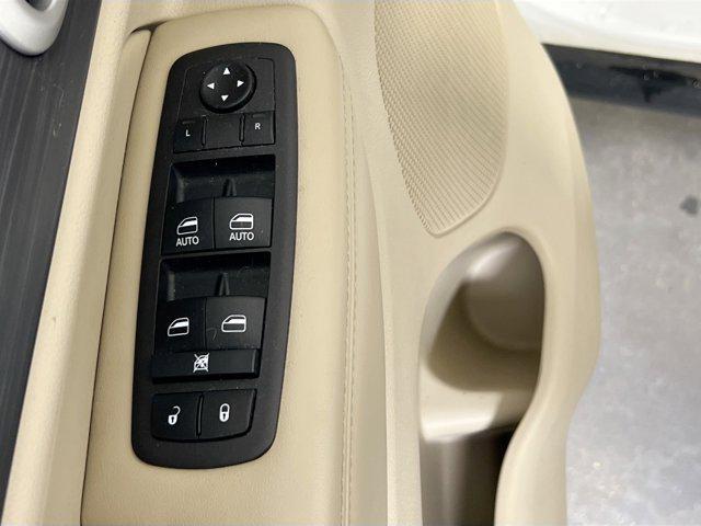 used 2021 Jeep Grand Cherokee car, priced at $24,394