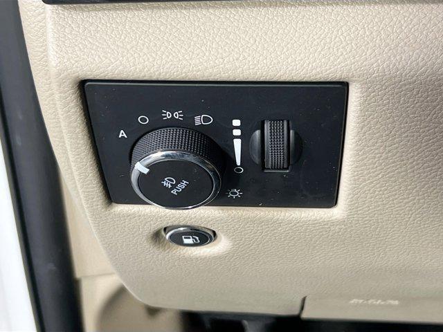 used 2021 Jeep Grand Cherokee car, priced at $24,394