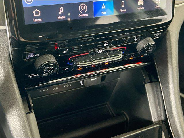 used 2023 Jeep Grand Cherokee car, priced at $35,690