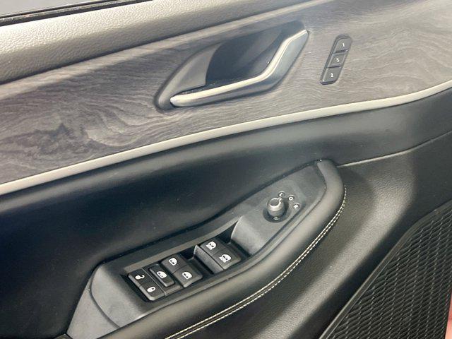 used 2023 Jeep Grand Cherokee car, priced at $35,690