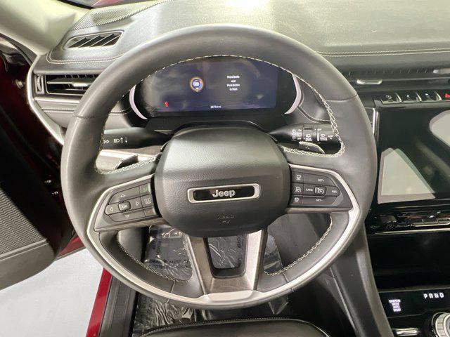 used 2023 Jeep Grand Cherokee car, priced at $35,690