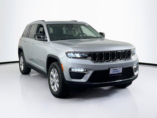 used 2022 Jeep Grand Cherokee car, priced at $36,434