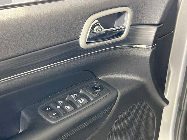 used 2021 Jeep Grand Cherokee car, priced at $27,275