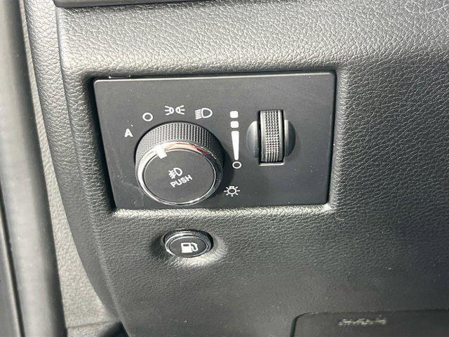 used 2022 Jeep Grand Cherokee car, priced at $25,539