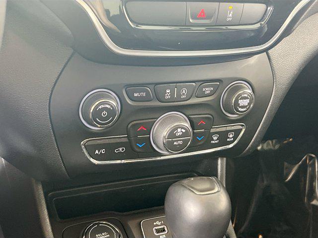 used 2022 Jeep Cherokee car, priced at $27,362