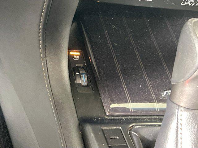 used 2022 Lexus GX 460 car, priced at $46,031