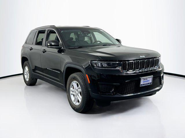 used 2022 Jeep Grand Cherokee car, priced at $28,912